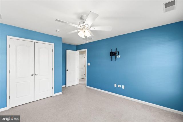 17323 RUSSETT FARM DR, Shrewsbury, PA 17361