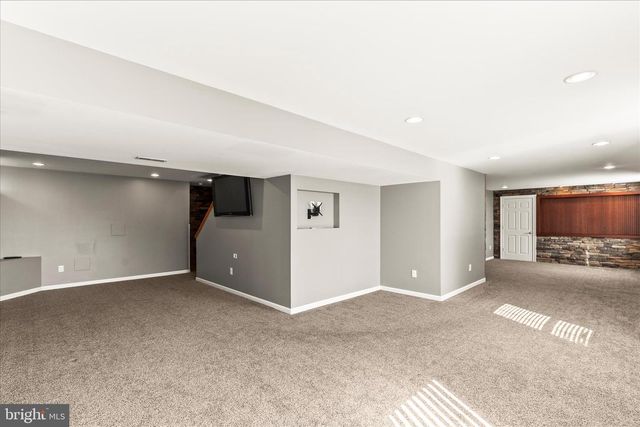 17323 RUSSETT FARM DR, Shrewsbury, PA 17361