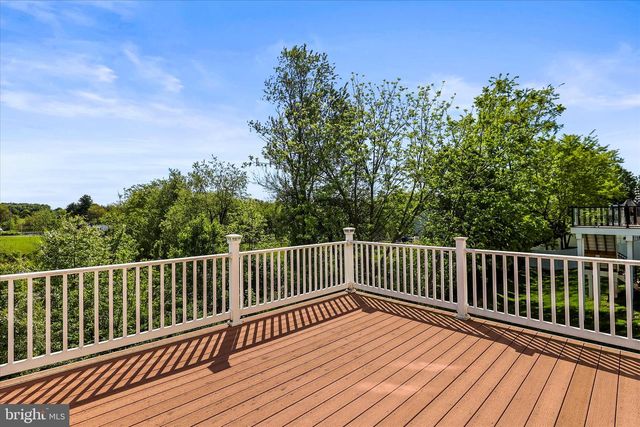 17323 RUSSETT FARM DR, Shrewsbury, PA 17361