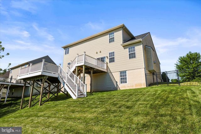 17323 RUSSETT FARM DR, Shrewsbury, PA 17361