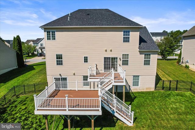17323 RUSSETT FARM DR, Shrewsbury, PA 17361
