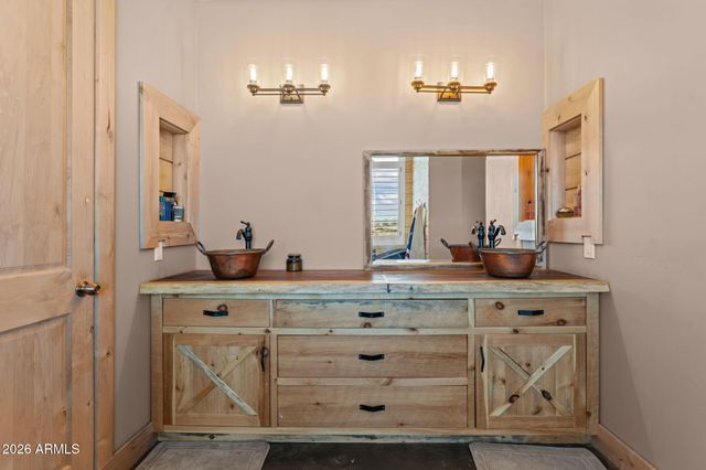 1755 W Grantham Ranch Road, Wickenburg, AZ 85390