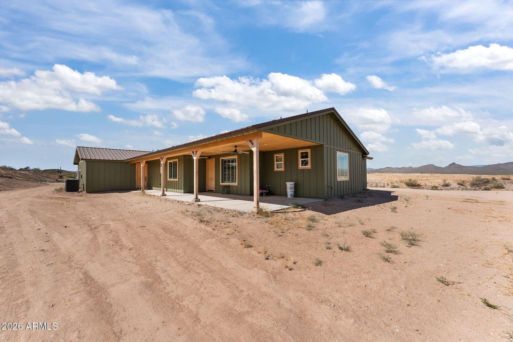 1755 W Grantham Ranch Road, Wickenburg, AZ 85390 — photo 3