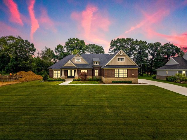 7376 Mulberry Drive, Washington, MI 48095