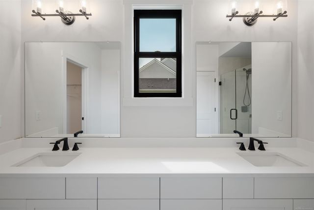 7376 Mulberry Drive, Washington, MI 48095