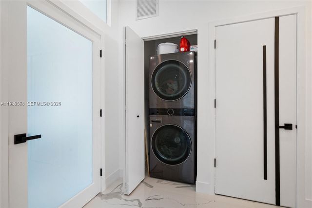 3029 NE 188th St 1021, Aventura, FL 33180