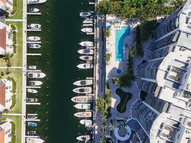 3029 NE 188th St 1021, Aventura, FL 33180