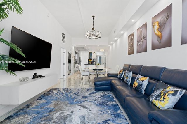 3029 NE 188th St 1021, Aventura, FL 33180