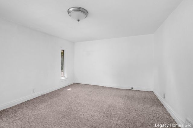 224-226 Maple Street, Parchment City, MI 49004