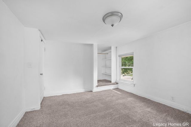 224-226 Maple Street, Parchment City, MI 49004