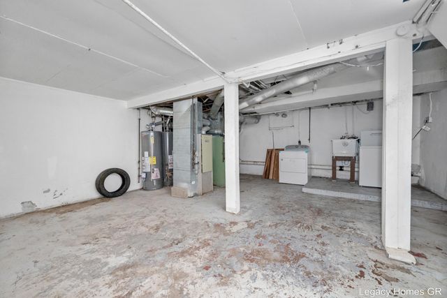 224-226 Maple Street, Parchment City, MI 49004