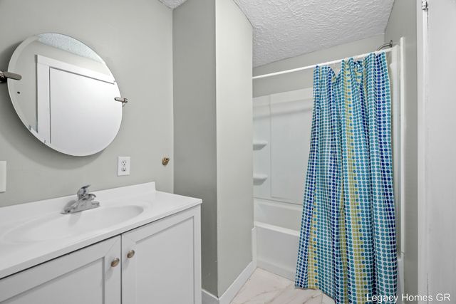 224-226 Maple Street, Parchment City, MI 49004