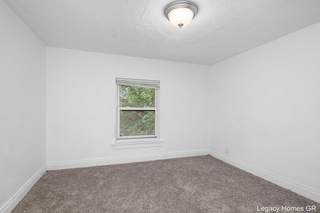 224-226 Maple Street, Parchment City, MI 49004