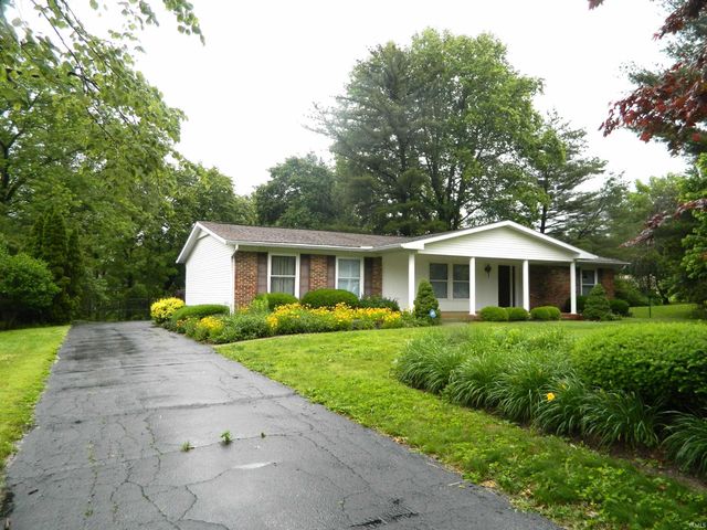 409 E Woodridge Drive, Bloomington, IN 47408