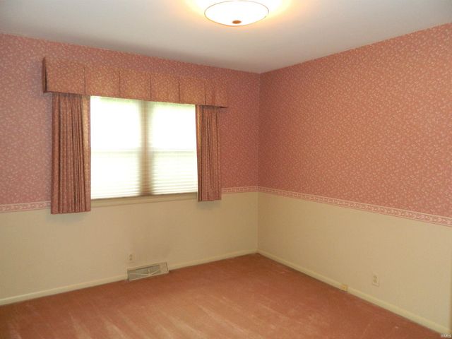 409 E Woodridge Drive, Bloomington, IN 47408