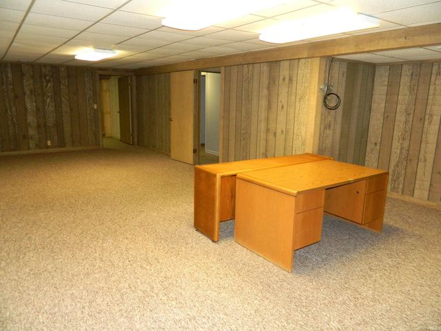 409 E Woodridge Drive, Bloomington, IN 47408
