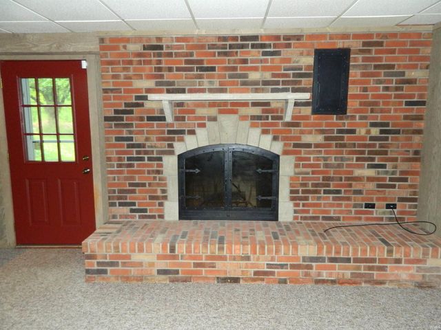 409 E Woodridge Drive, Bloomington, IN 47408