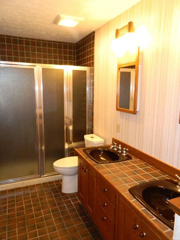 409 E Woodridge Drive, Bloomington, IN 47408