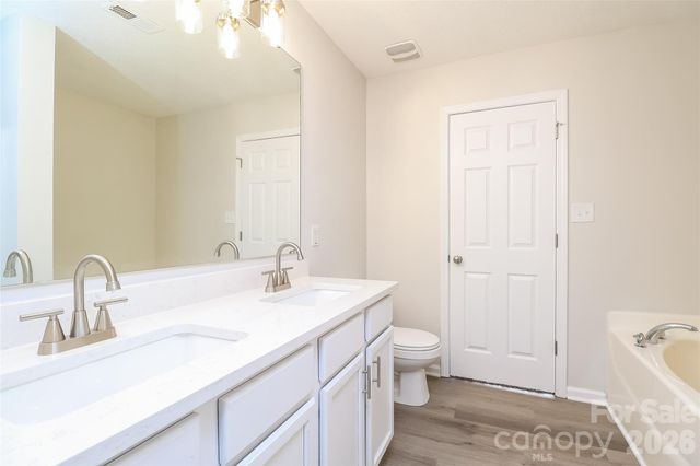 7420 Lady Liberty Lane, Charlotte, NC 28217