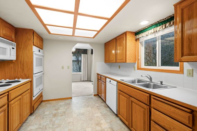 9520 E Holman Rd, Spokane, WA 99206