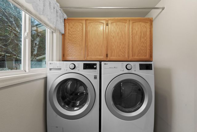 9520 E Holman Rd, Spokane, WA 99206