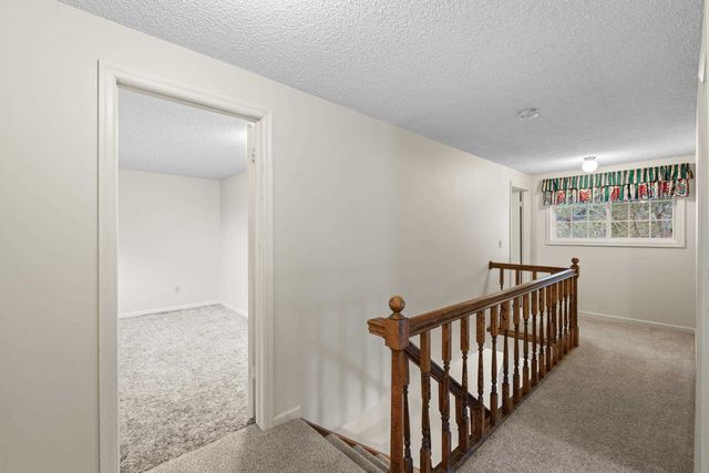 9520 E Holman Rd, Spokane, WA 99206