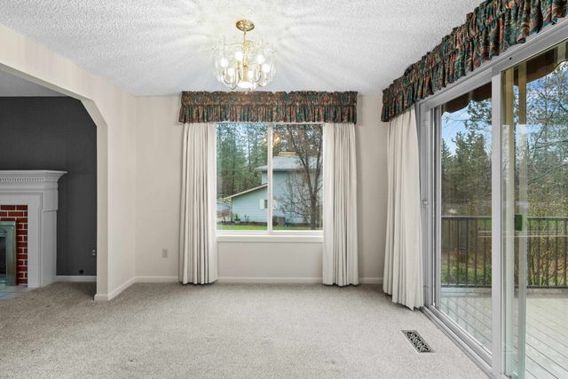 9520 E Holman Rd, Spokane, WA 99206