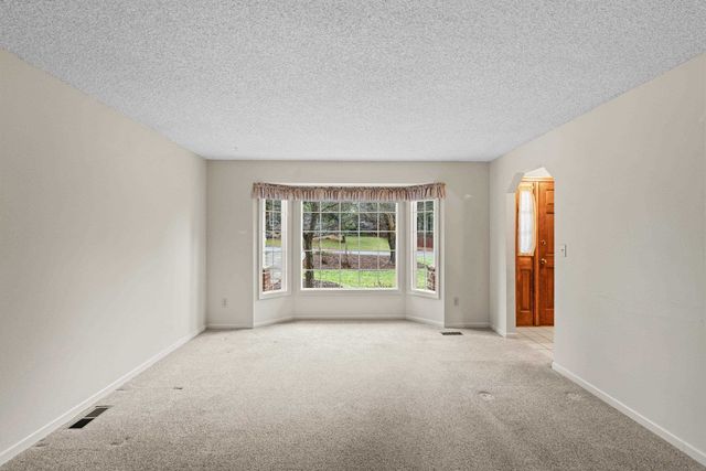 9520 E Holman Rd, Spokane, WA 99206