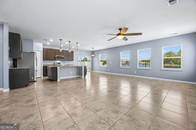 155 College Street, Kingsland, GA 31548
