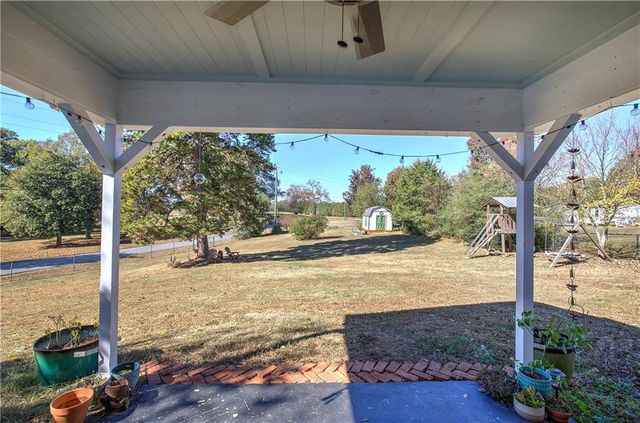 11 Woodhaven SW Court, Cartersville, GA 30120