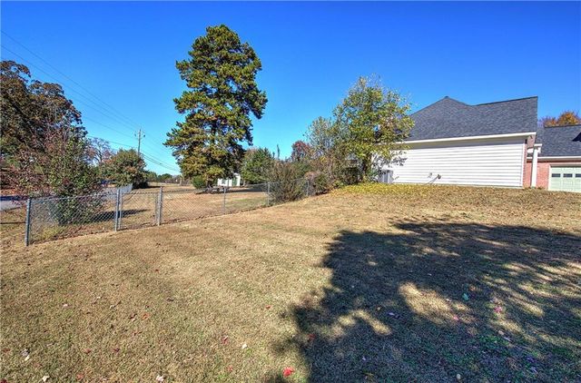 11 Woodhaven SW Court, Cartersville, GA 30120