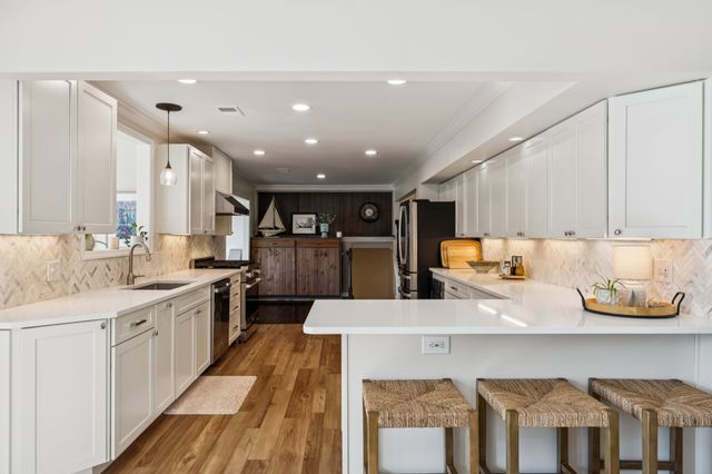 192 Cherokee Rd, Hendersonville, TN 37075