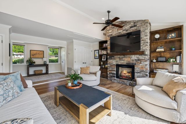 192 Cherokee Rd, Hendersonville, TN 37075