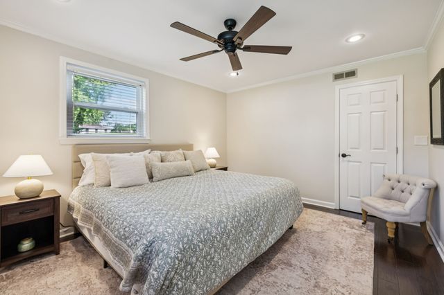 192 Cherokee Rd, Hendersonville, TN 37075