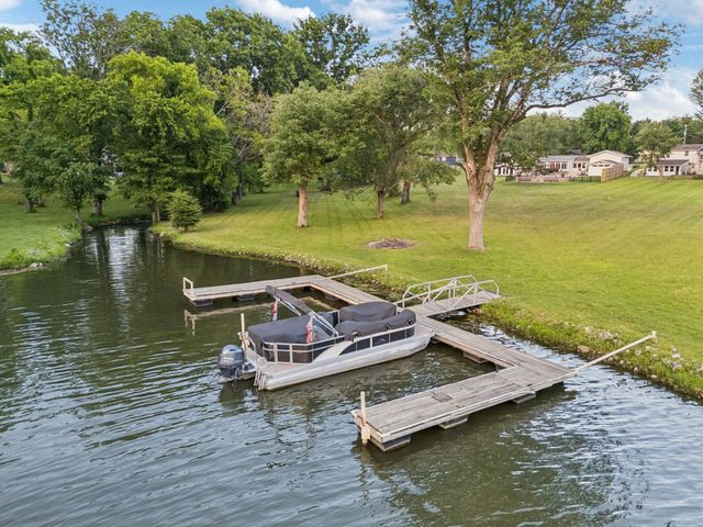 192 Cherokee Rd, Hendersonville, TN 37075