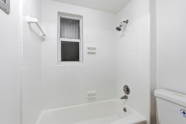 311 E Ocean Avenue 104, Lantana, FL 33462