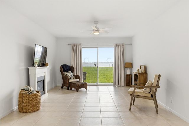 311 E Ocean Avenue 104, Lantana, FL 33462