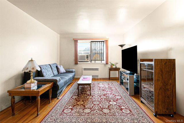 73-44 Austin Street 5S, Forest Hills, NY 11375