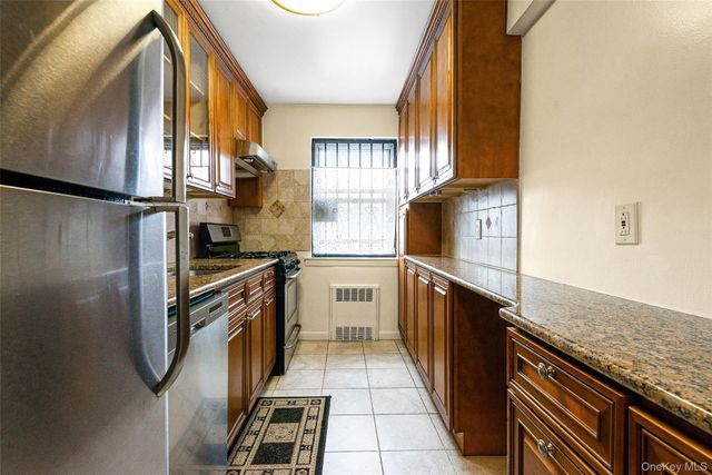 73-44 Austin Street 5S, Forest Hills, NY 11375