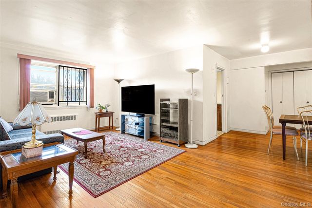 73-44 Austin Street 5S, Forest Hills, NY 11375