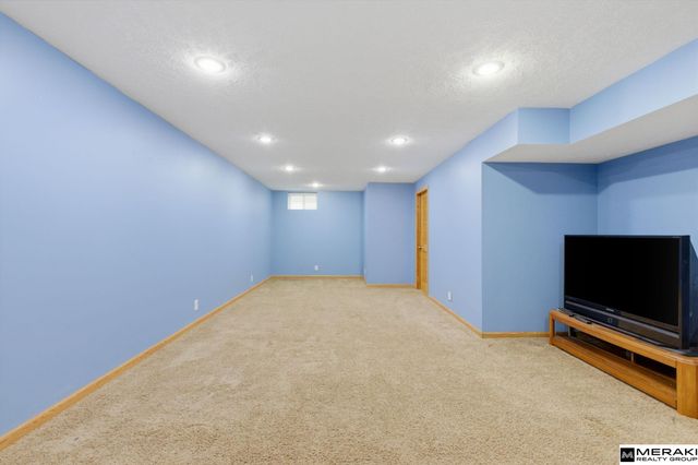 7918 S 155th Avenue, Omaha, NE 68138