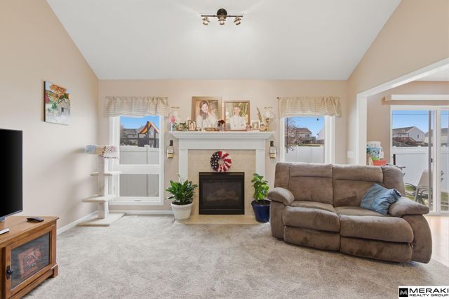 7918 S 155th Avenue, Omaha, NE 68138