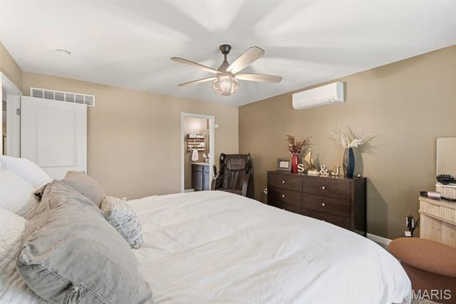 6704 Bailey Farm Road, Imperial, MO 63052