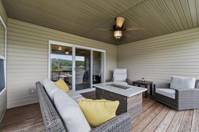 6704 Bailey Farm Road, Imperial, MO 63052