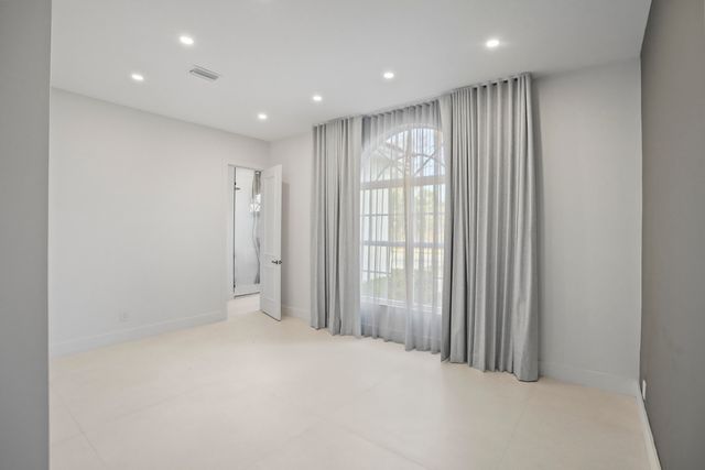 3201 E Stonebrook Circle, Davie, FL 33330