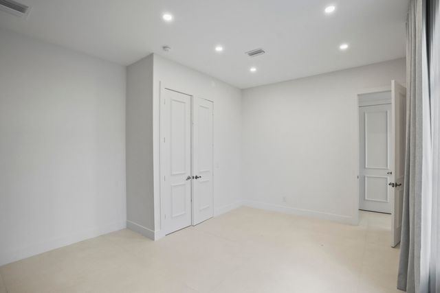 3201 E Stonebrook Circle, Davie, FL 33330