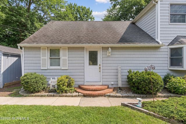 219 Stuart Street, Howell, NJ 07731