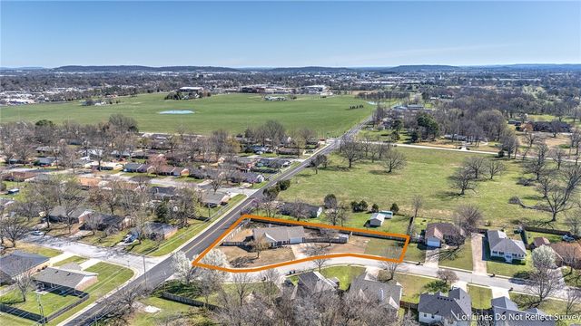 2429 Jean Street, Springdale, AR 72762