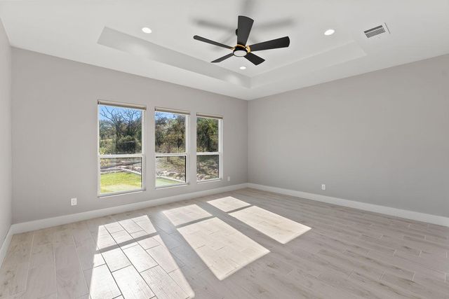 105 Golden Eagle, Horseshoe Bay, TX 78657