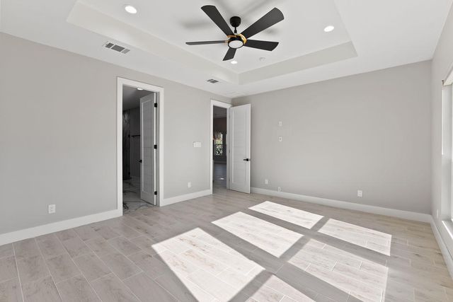 105 Golden Eagle, Horseshoe Bay, TX 78657